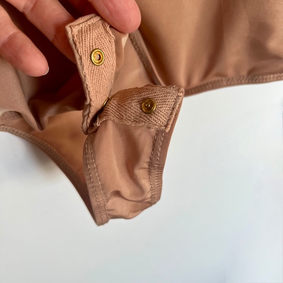 For Love & Lemons Buenos Noches Bodysuit in White - Picture 9 of 10